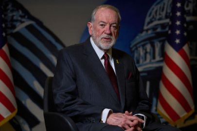 Huckabee’den İran mesajı