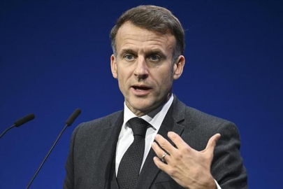 Macron'dan sanal medya devlerine tarihi rest