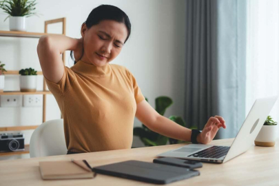 Masa başında çalışanlar dikkat!