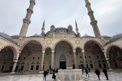 Selimiye Camisi 4 yıl sonra ibadete açıldı