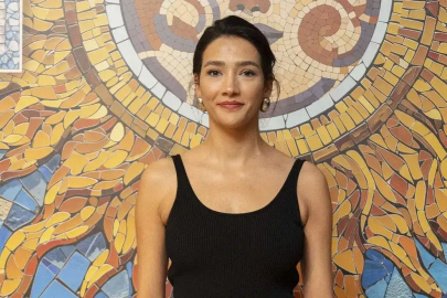 Aybüke Pusat’tan imaj sürprizi