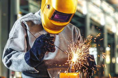 Beyaz yakayı geride bıraktı: Gri yaka maaşlarda yeni dönemi başlattı