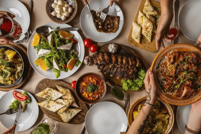 Ramazan sofraları cep yakıyor: İftar menülerinde 3 bin TL sınırı tartışma yarattı