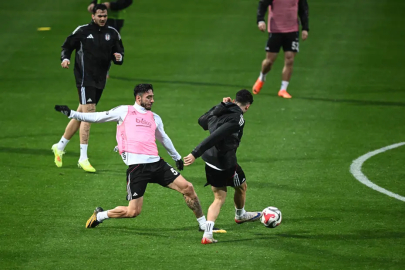 Göztepe maçında sakatlanan Emirhan Topçu'nun MR sonucu açıklandı