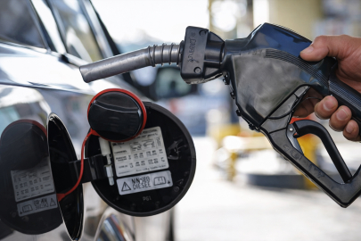 Akaryakıtta yeni eşik aşıldı: Motorin 60 lirayı geçti