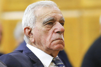 Ahmet Türk’ten Bahçeli’nin Öcalan çağrısına destek: Barışa katkı sunar
