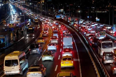 İstanbul'da trafik yoğunluğu yüzde 85'e çıktı