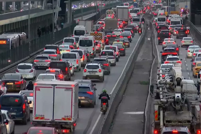 İstanbul’da trafik yoğunluğu yüzde 87 ye ulaştı