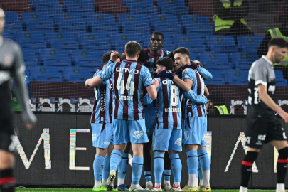 Trabzonspor 3 dakikada fişi çekti!