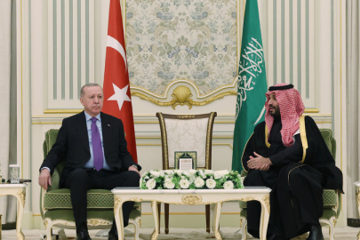 Cumhurbaşkanı Erdoğan, Suudi Veliaht Prensi Selman ile görüştü