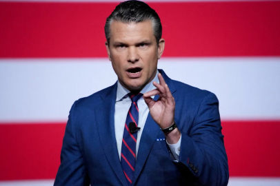 Pentagon’da Haçlı sembolleri mi? ABD Savunma Bakanı’nın dövmeleri tartışma yarattı