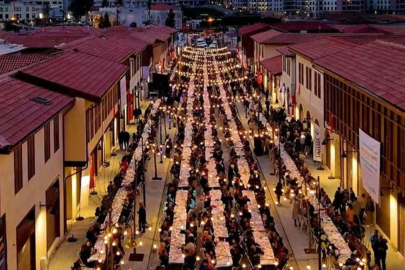 Bakan Kurum Hatay'da iftara katıldı!