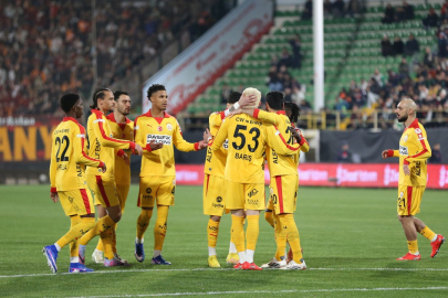 Galatasaray hem taraftarını hem yatırımcısını sevindirdi