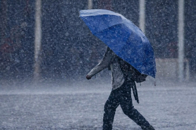Meteoroloji uyardı: Kuvvetli yağış geliyor, sıcaklıklar düşecek