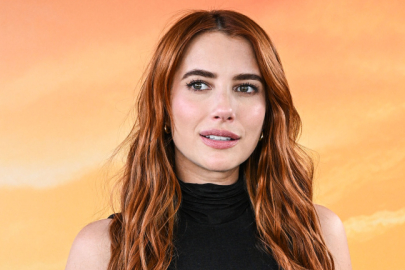 Emma Roberts'tan 'Kürk Mantolu Madonna' paylaşımı