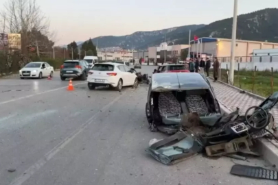 İzmir’de zincirleme kaza