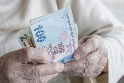 Emekli bayram ikramiyesi ödemeleri başladı
