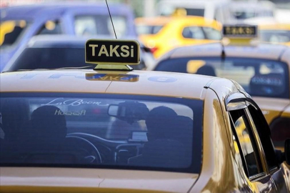 Taksi yolcularına yeni kural: Fiş almadan inmeyin