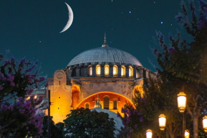 Kadir Gecesi idrak ediliyor