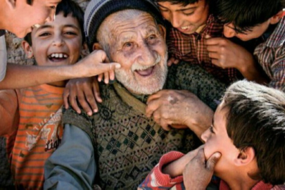 Geçim sıkıntısı bayramı gölgeledi: Emekliler için bayram artık hesap günü