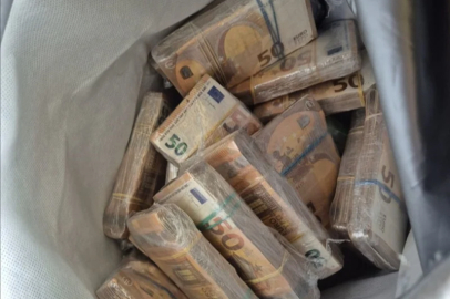 Sınırda şok yakalama: Çikolata çantasından servet çıktı