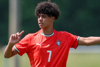 Ronaldo Jr.’dan dikkat çeken adım: Babasının izinden gidiyor