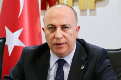 İzzet Ulvi Yönter kimdir? Hayatı, eğitimi ve siyasi kariyeri