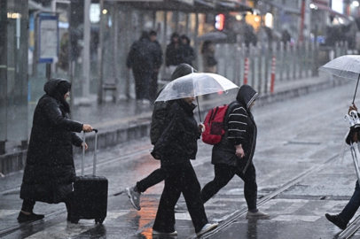 Bakanlıktan kritik uyarı: Çok sayıda ilde kuvvetli yağış ve fırtına bekleniyor
