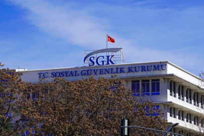 SGK’dan büyük müdahale: Yüz binlerce emeklilik işlemi iptal edildi
