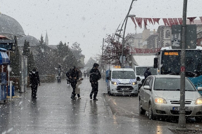 Kimse beklemiyordu: Türkiye’de bir il beyaza büründü!