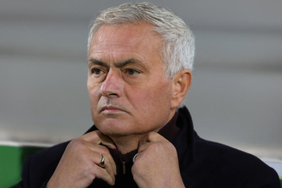 Jose Mourinho’dan Benfica iddialarına yanıt: Kararları ben veririm