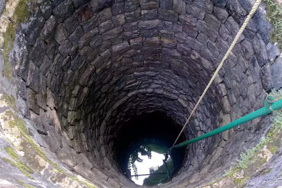 16 gün kuyuda mahsur kaldı: Çocuklar fark edip kurtardı