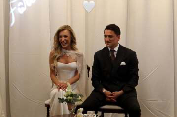 Cengiz Ünder ile Bilge Yenigül nişanlandı