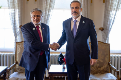 Fidan, Pakistanlı mevkidaşı Dar ile telefonda görüştü