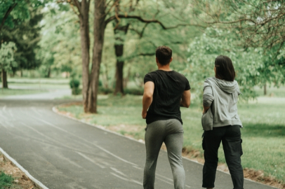 Uzmanlar öneriyor: Yemekten sonra kısa yürüyüş şart