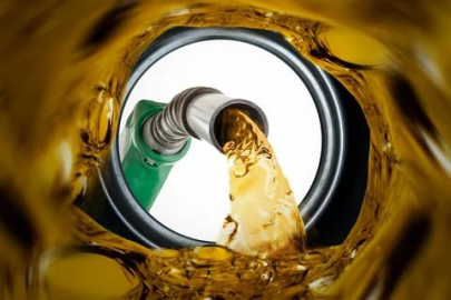 Hürmüz krizi akaryakıtı vurdu: Beklenen indirim iptal edildi