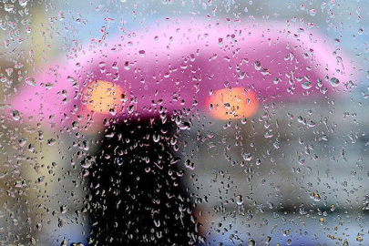 Hafta sonu planı yapanlar dikkat: Sağanak ve fırtına geliyor!