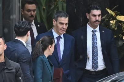 İspanya Başbakanı Pedro Sanchez, Özgür Özel’i reddetti