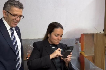 Milletvekilinin çakarlı yemek sefası olay oldu