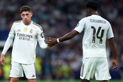 Real Madrid soyunma odasında şok kavga: Valverde hastaneye kaldırıldı