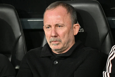 Beşiktaş’ta Sergen Yalçın krizi: Yönetim ikiye bölündü