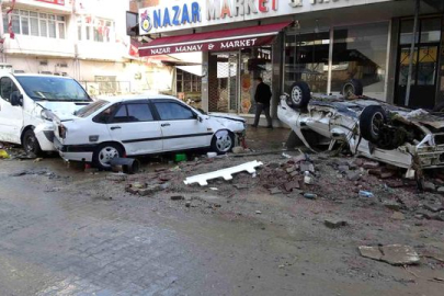 Havza'da selin faturası ağır: Araçlar hurdaya döndü, dükkanlar çamura gömüldü