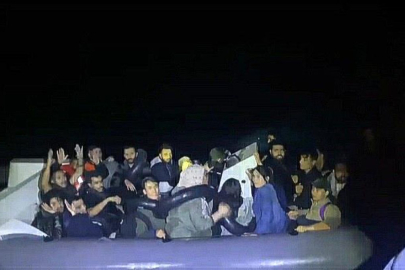 Didim açıklarında 30 düzensiz göçmen yakalandı: 1 şüpheli gözaltında