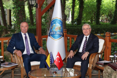 Milli Savunma Bakanı Yaşar Güler, Bosnalı mevkidaşı Zukan Helez ile bir araya geldi