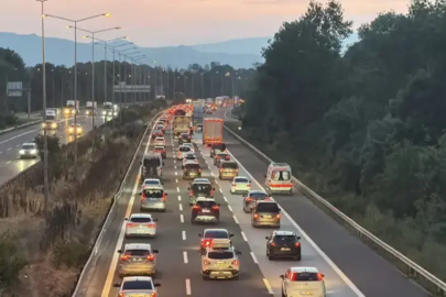 Anadolu Otoyolu'nda bayram dönüşü ve yol bakım çalışmaları ulaşımı kilitledi