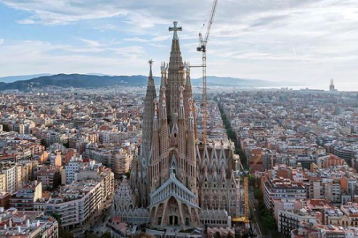Dünyanın en yüksek kilisesi Sagrada Familia oldu