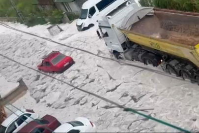 Başkentte sağanak ve dolu hayatı durdurdu