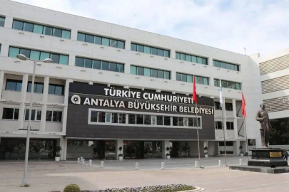 Muhittin Böcek’in şoförlerine "rüşvet" soruşturmasında tahliye