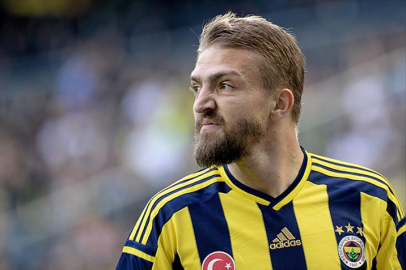 Türk futbolunun deneyimli ismi Caner Erkin futbolu bıraktı