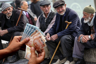 Memur ve emekli için kötü haber: Temmuz'da "seyyanen zam" beklentisi boşa çıktı